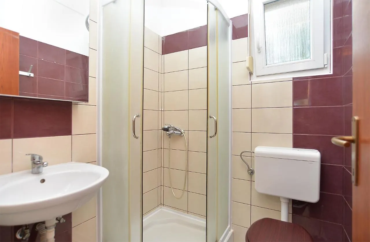 Apartment Apartmensts Arsen 928 Pula