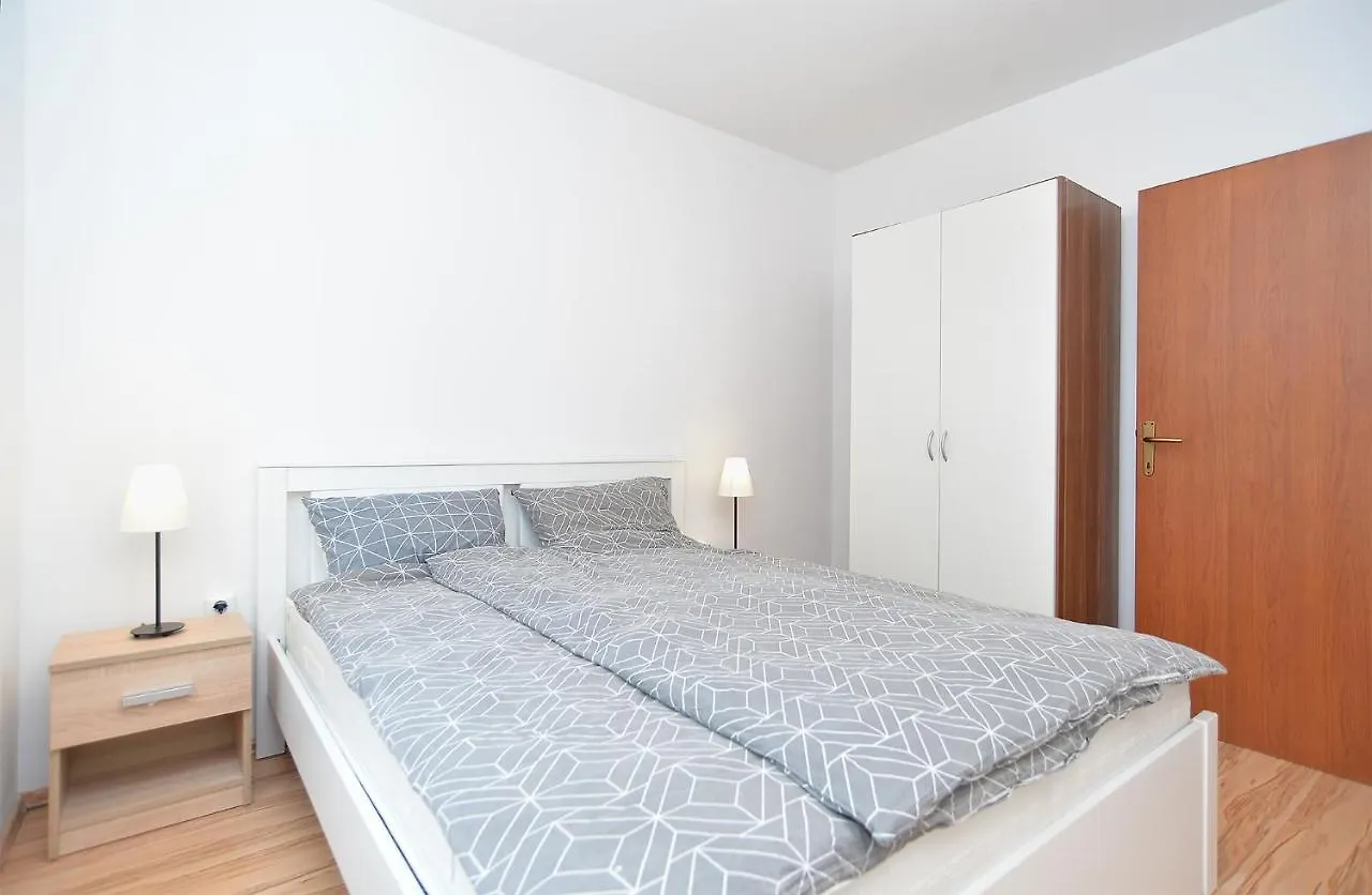 Apartmensts Arsen 928 Pula 0*,  Croatia
