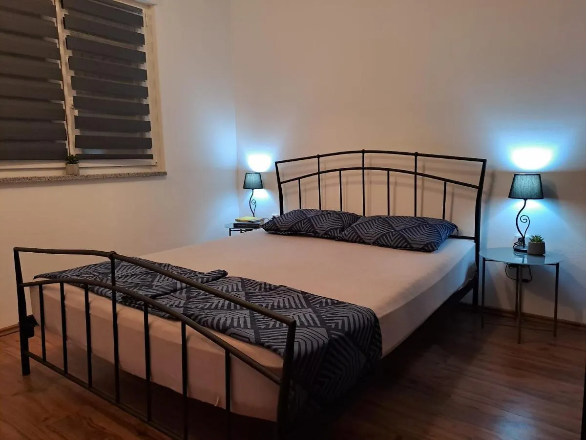 Apartmensts Arsen 928 Pula