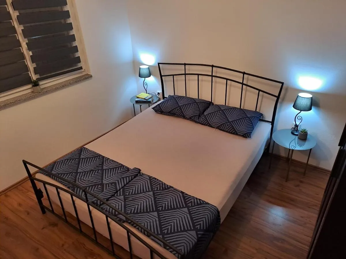 Apartmensts Arsen 928 Pula