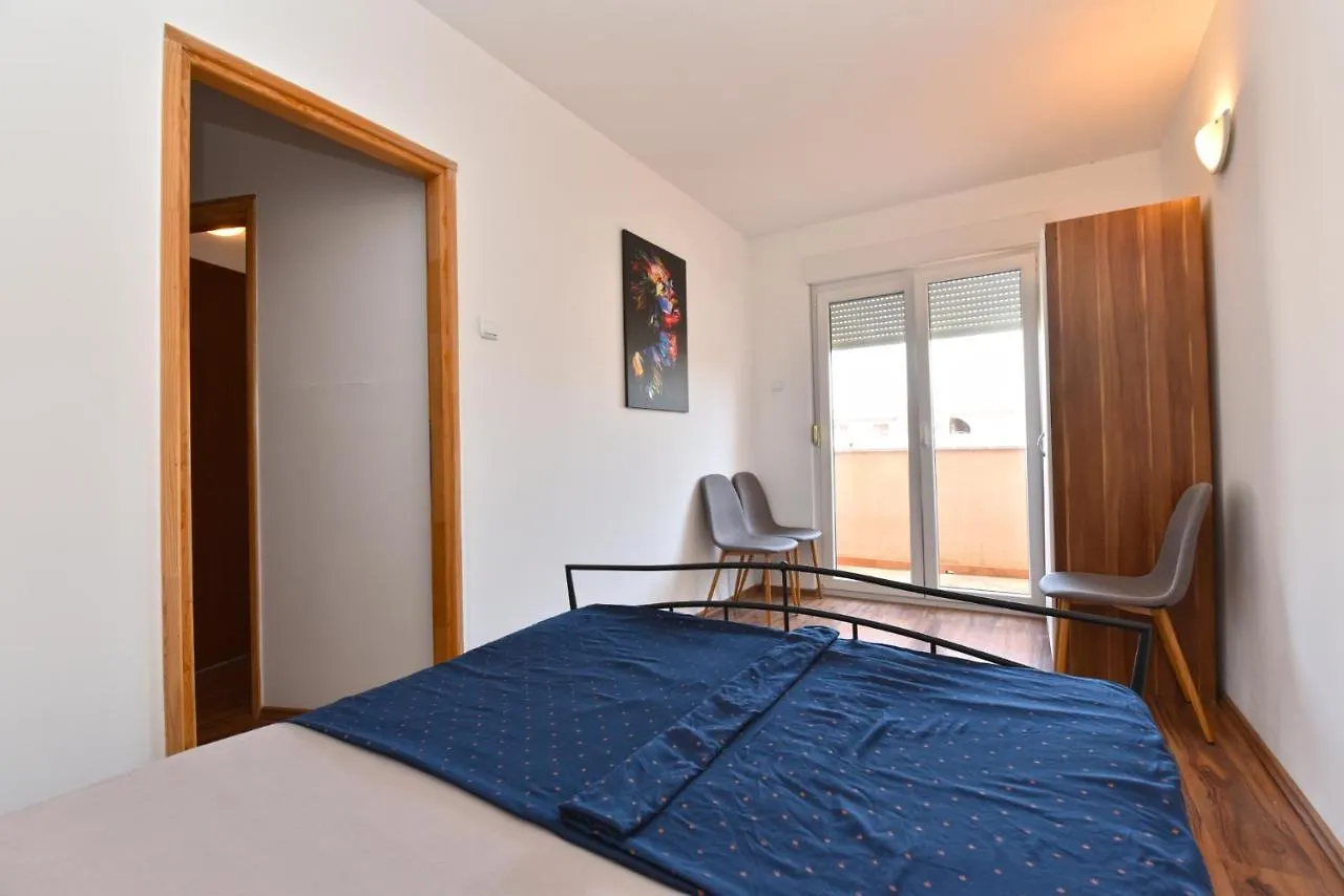 Apartmensts Arsen 928 Pula