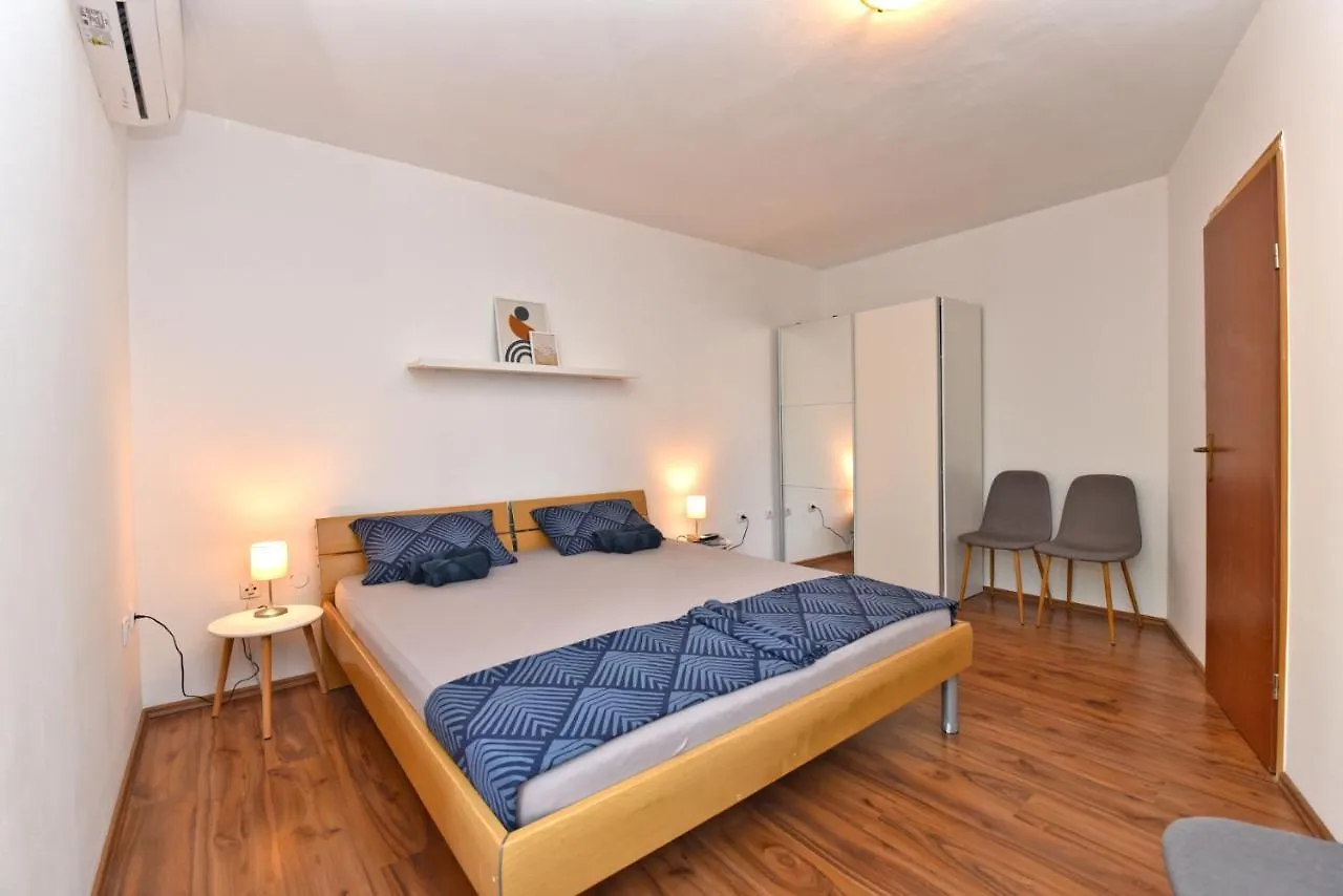Apartmensts Arsen 928 Pula Apartment